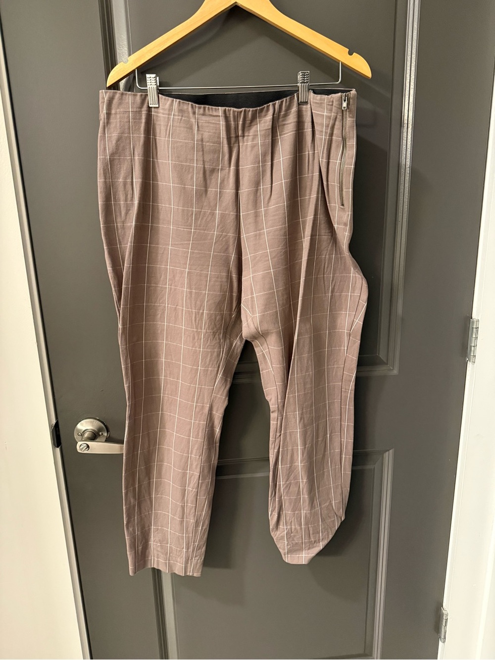 A New Day Women's Taupe Windowpane Dress Pants with Elastic Waist